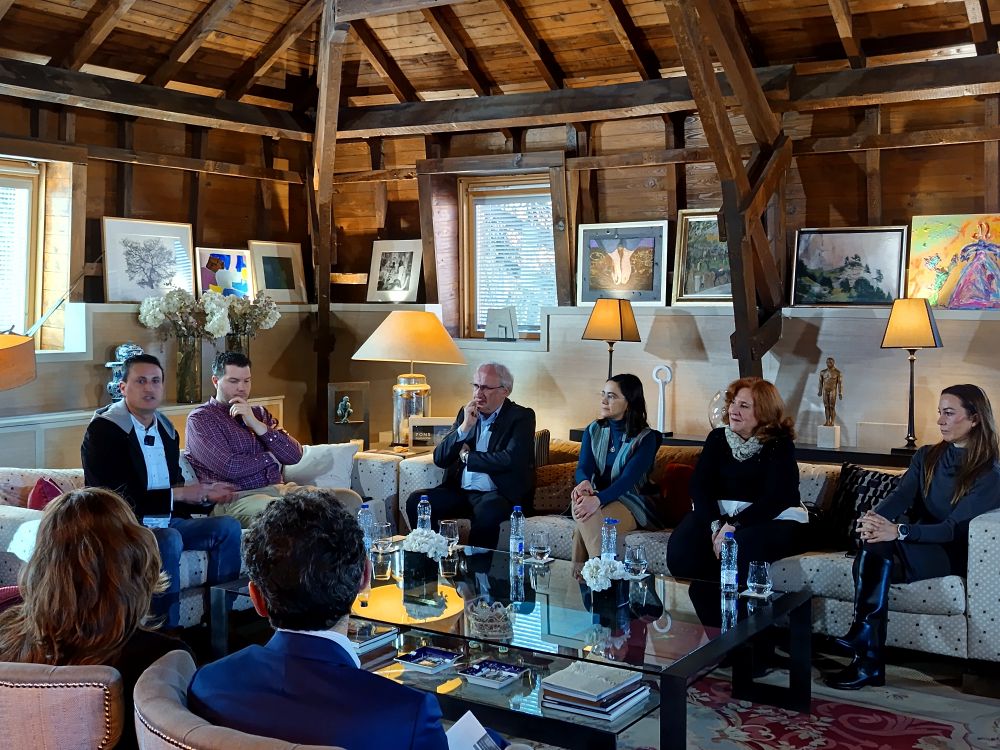 presentación del catálogo de robótica pons ip